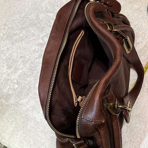 Chloe Paraty in Medium Size - Picture 9 of 12